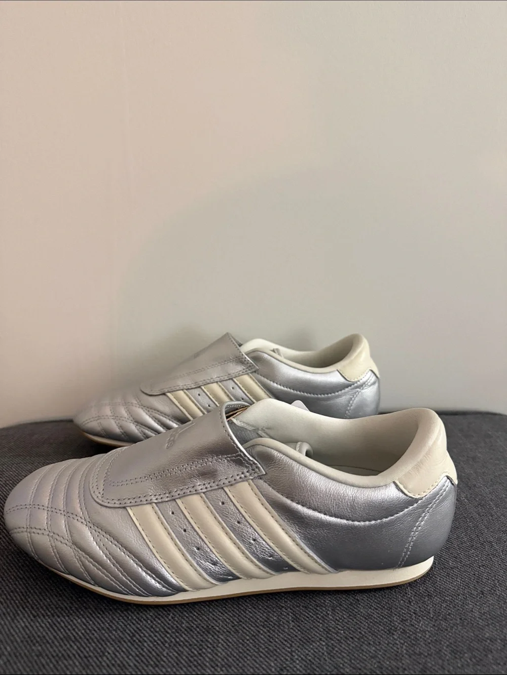 NWT Adidas Taekwondo Silver Metallic Women's Shoes JS4023 size 7.5 - Picture 9 of 16